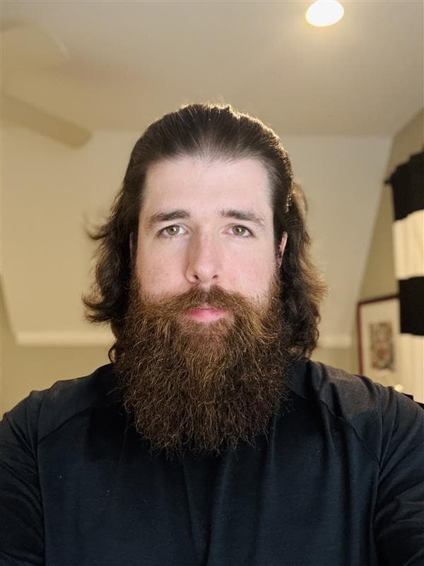 Joshua Maxey headshot